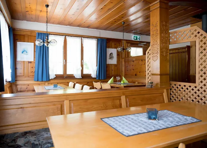 Hotels in Grabs