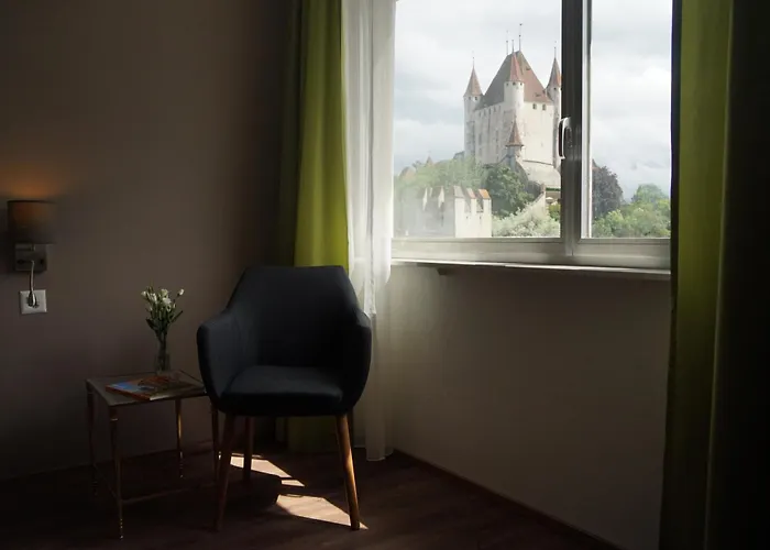 Hotel AM Schloss Thun