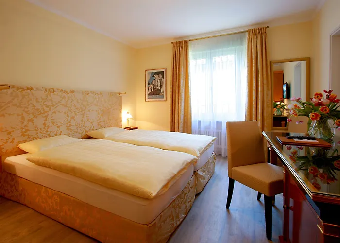 Hotels in Melano