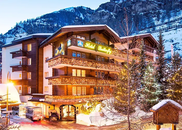 Hotel Butterfly Zermatt Con una Pista de Golf