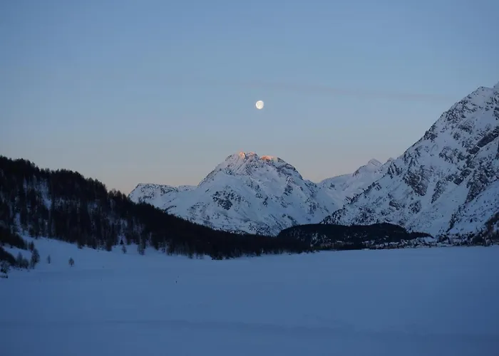 Hotel Ristorante Lagrev Maloja